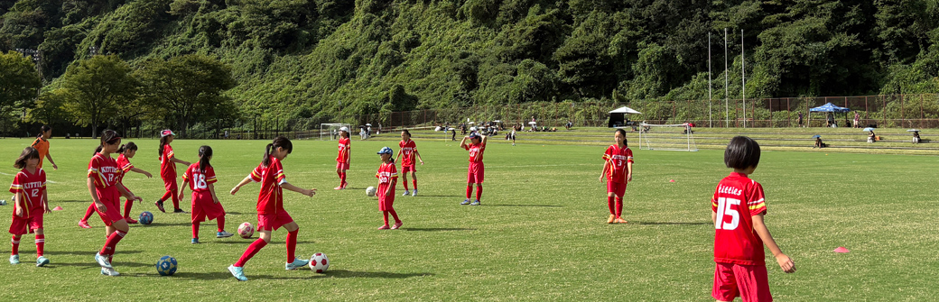 小学生女子サッカー イメージ